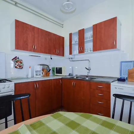 In Pula/istrien 27825 Apartment *